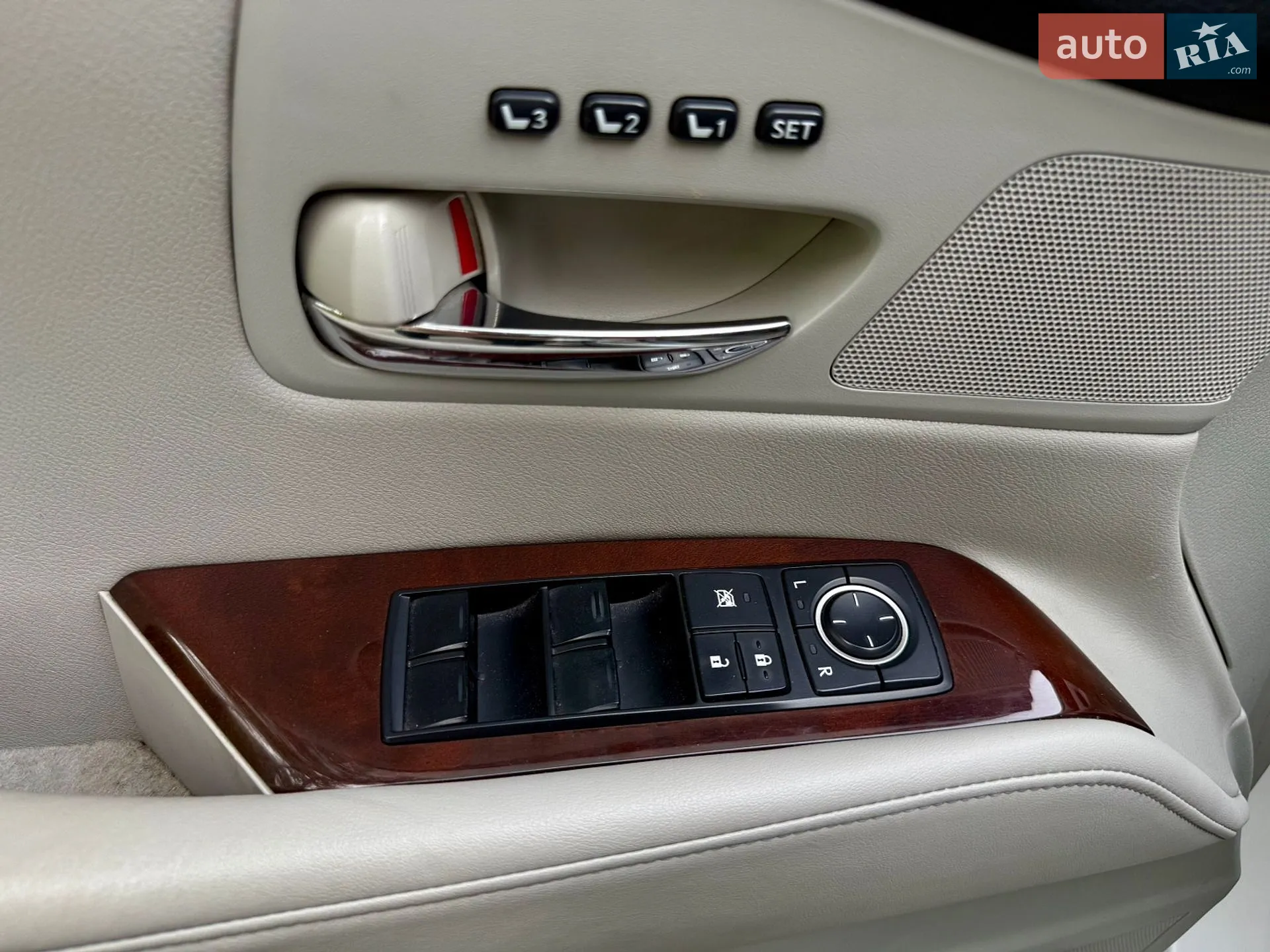 2010 Lexus RX - мініатюра 42