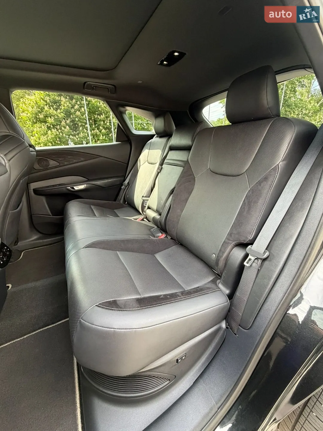 2022 Lexus RX - мініатюра 19