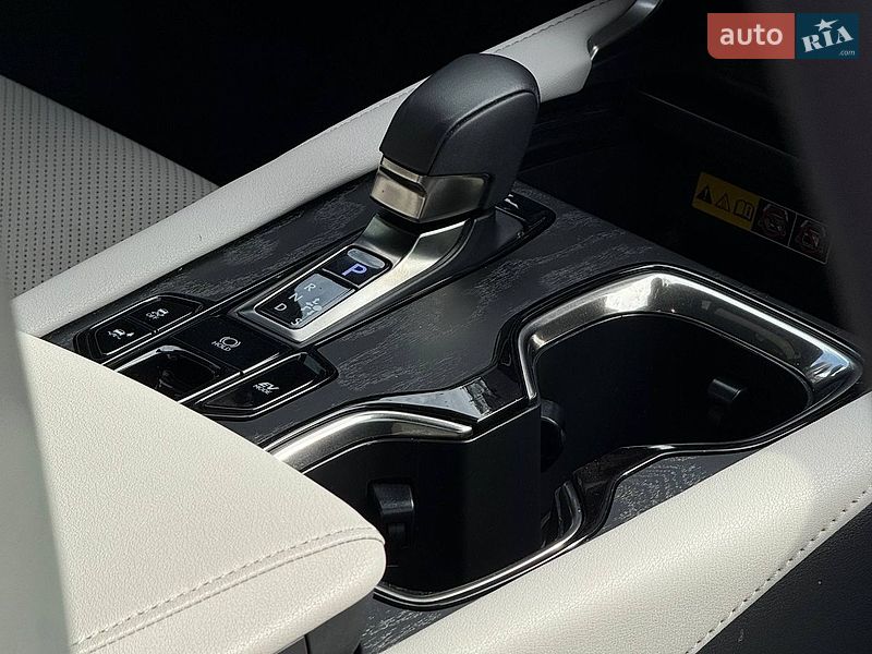 Позашляховик / Кросовер Lexus RX 2024 в Чернівцях фото 12 Позашляховик / Кросовер Lexus RX 2024 в Чернівцях