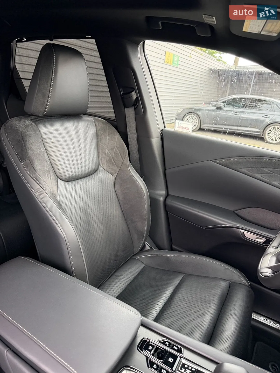 2024 Lexus RX - мініатюра 23