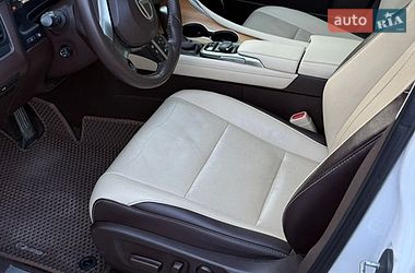 Позашляховик / Кросовер Lexus RX 2016 в Чернівцях