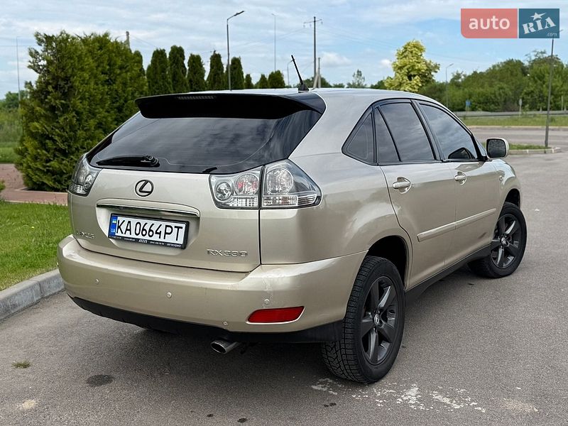 Внедорожник / Кроссовер Lexus RX 2005 в Гоще