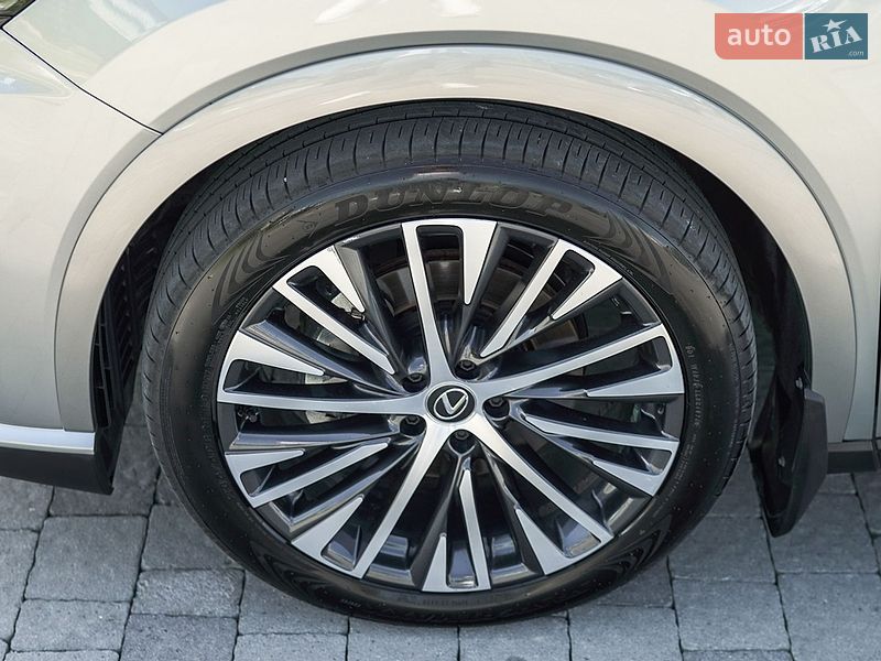 Внедорожник / Кроссовер Lexus RX 2025 в Львове