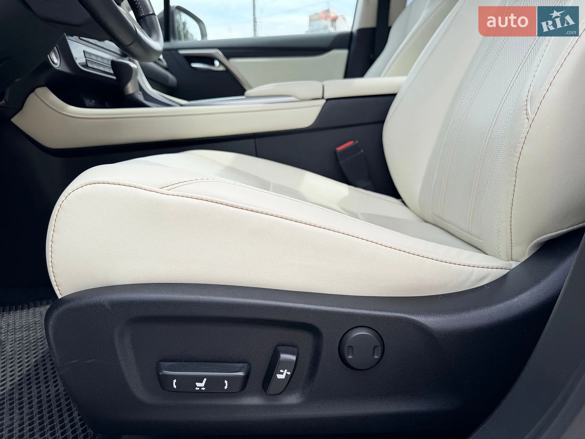 2022 Lexus RX - мініатюра 17