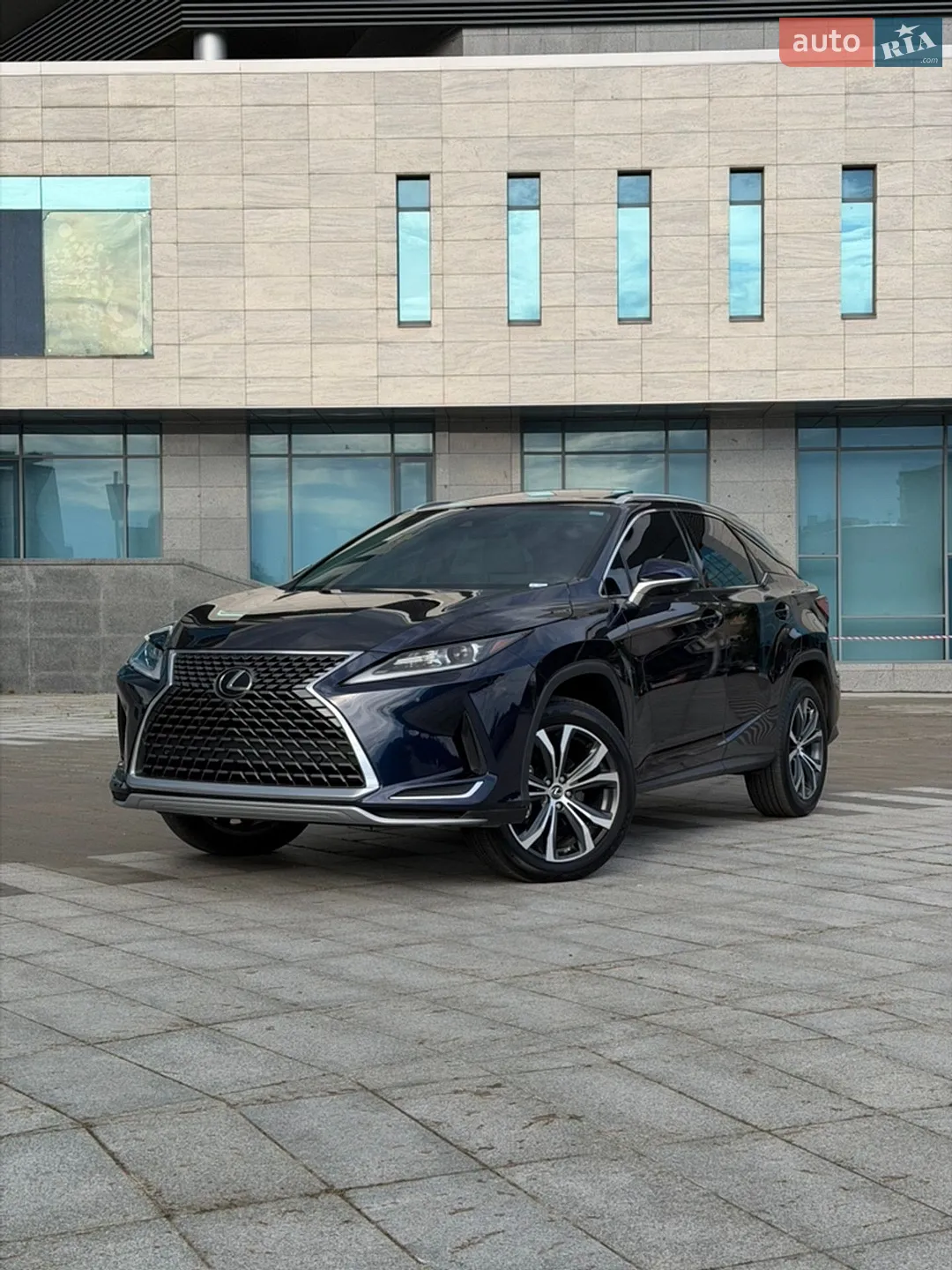 2022 Lexus RX - фото 1