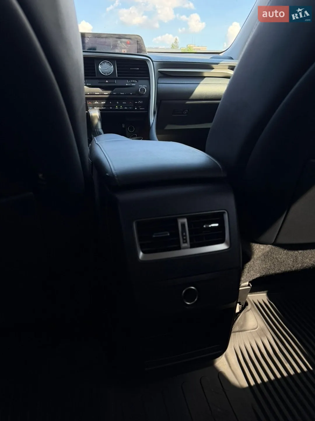 Lexus RX 2018 VIN 2T2BZMCAXJC165650 фото оголошення 25 з 33