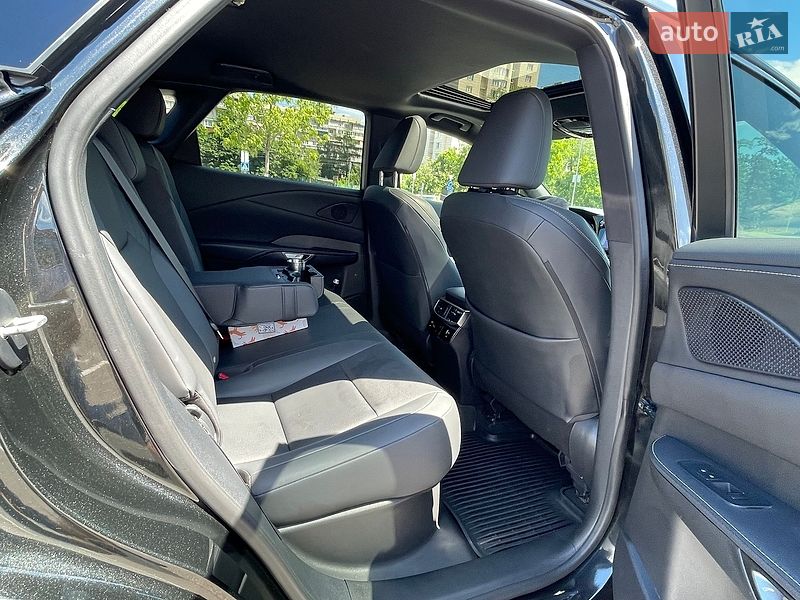 Позашляховик / Кросовер Lexus RX 2024 в Києві