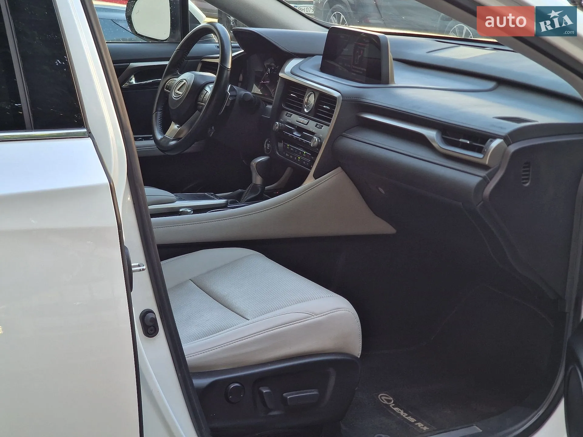 2019 Lexus RX - мініатюра 44