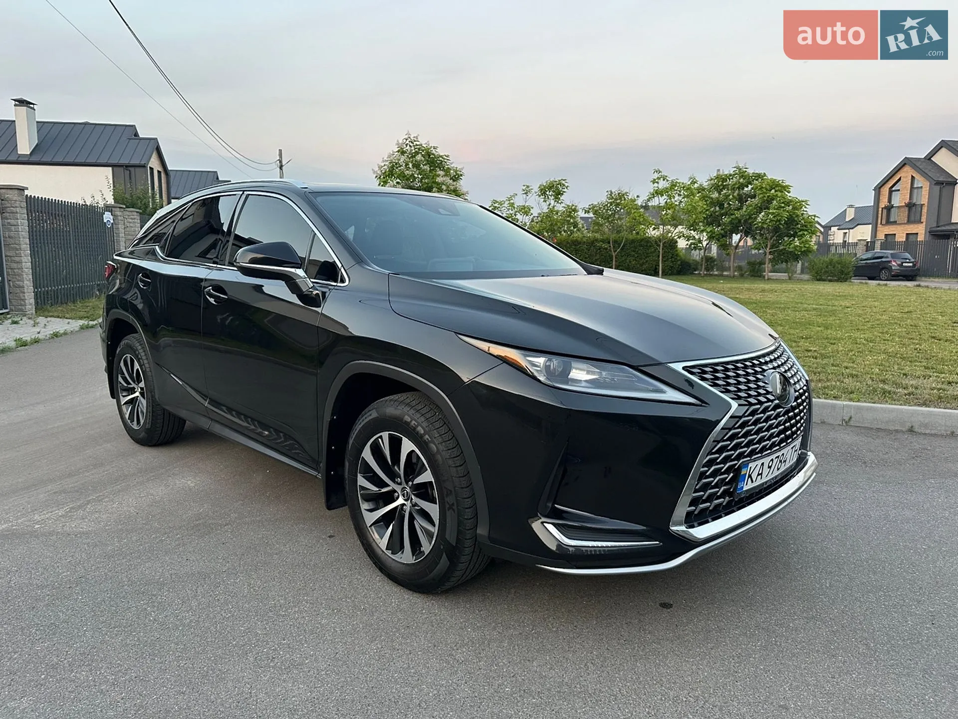 2020 Lexus RX - фото 1