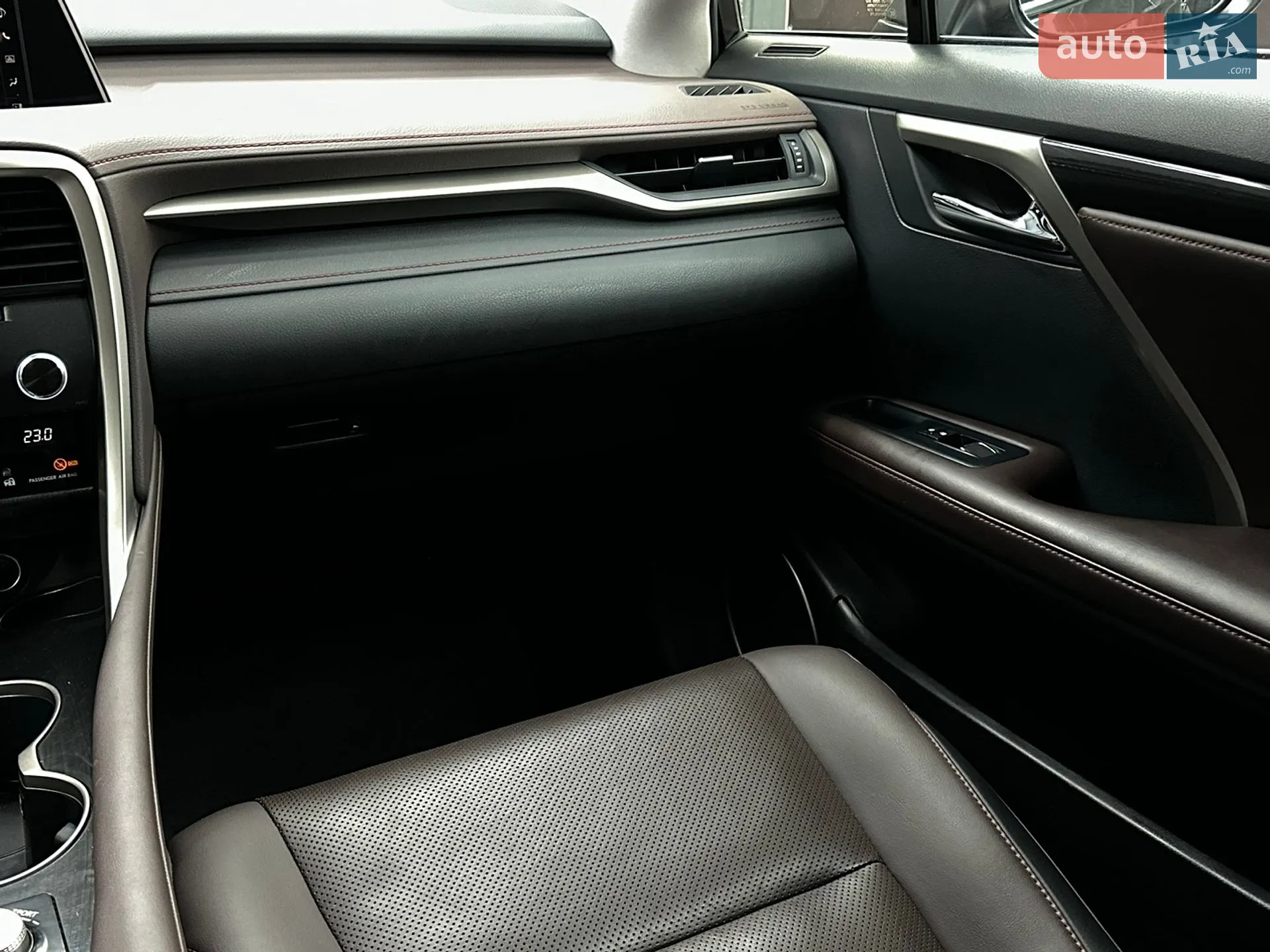 2019 Lexus RX - мініатюра 28