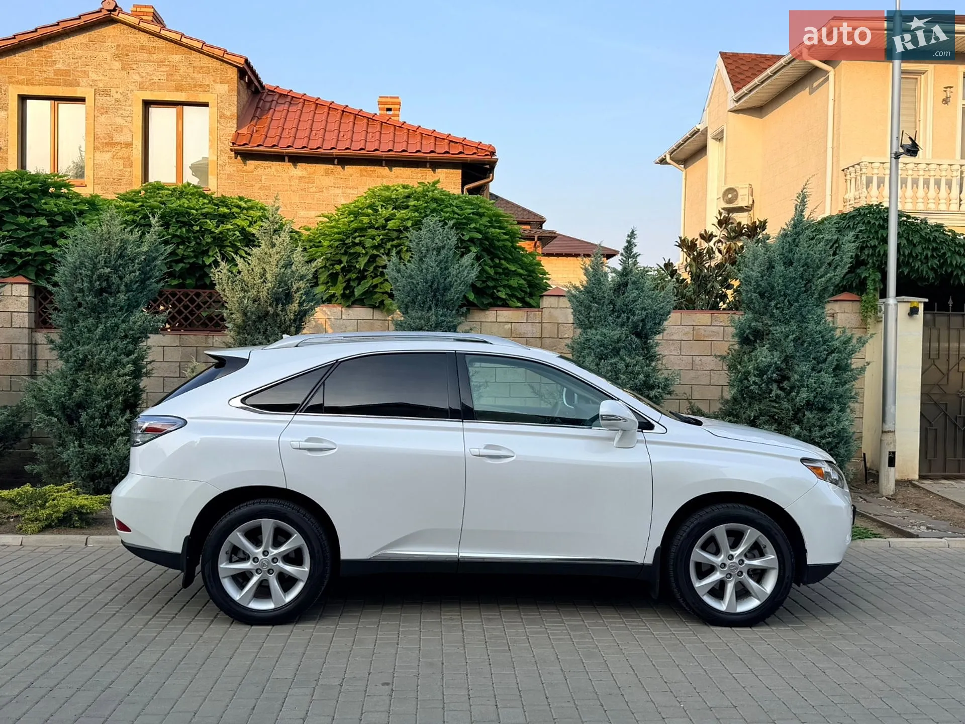 Lexus RX 2011 VIN 2T2BK1BA8BC103122 фото оголошення 18 з 101