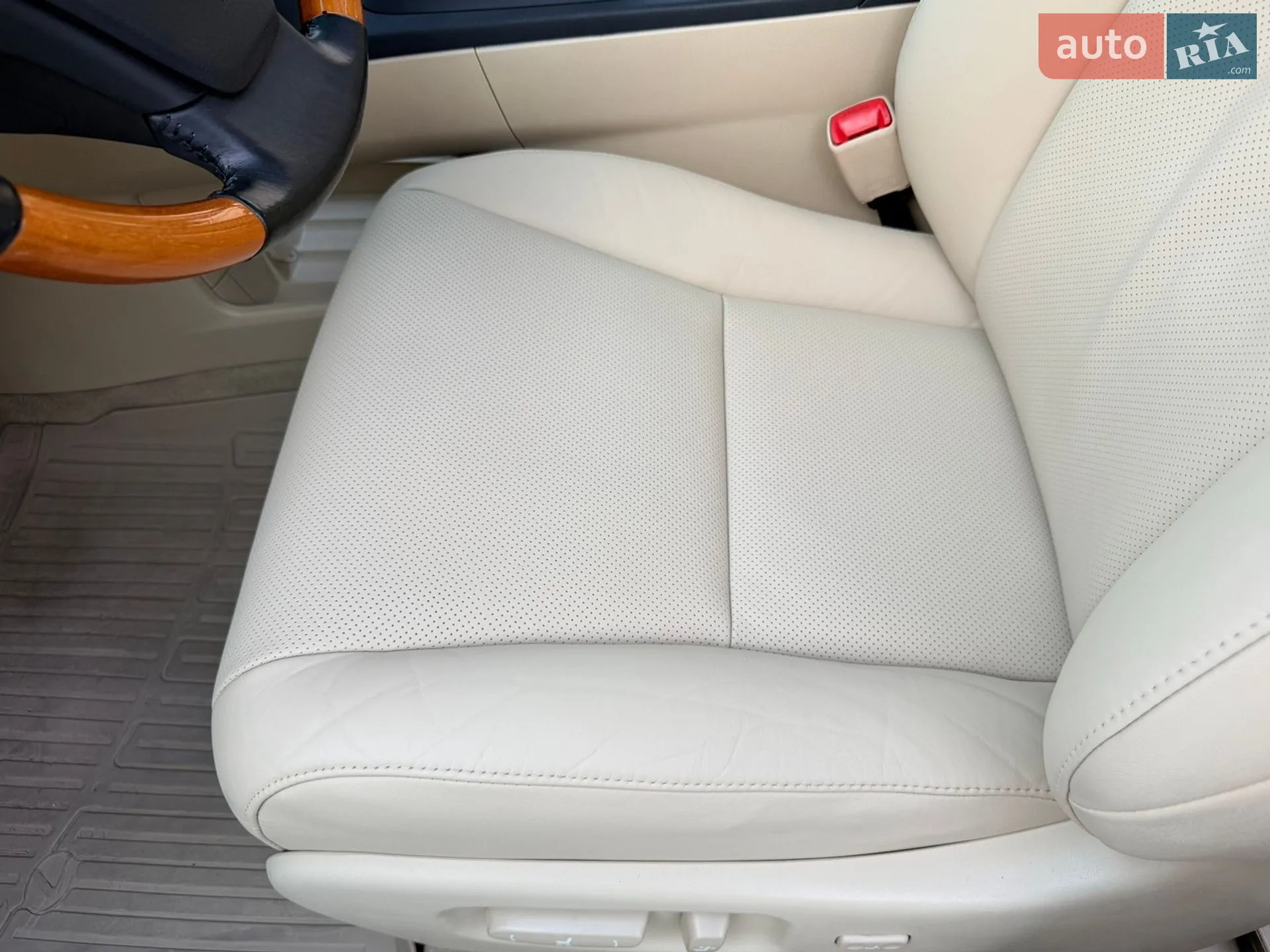 Lexus RX 2011 VIN 2T2BK1BA8BC103122 фото оголошення 79 з 101