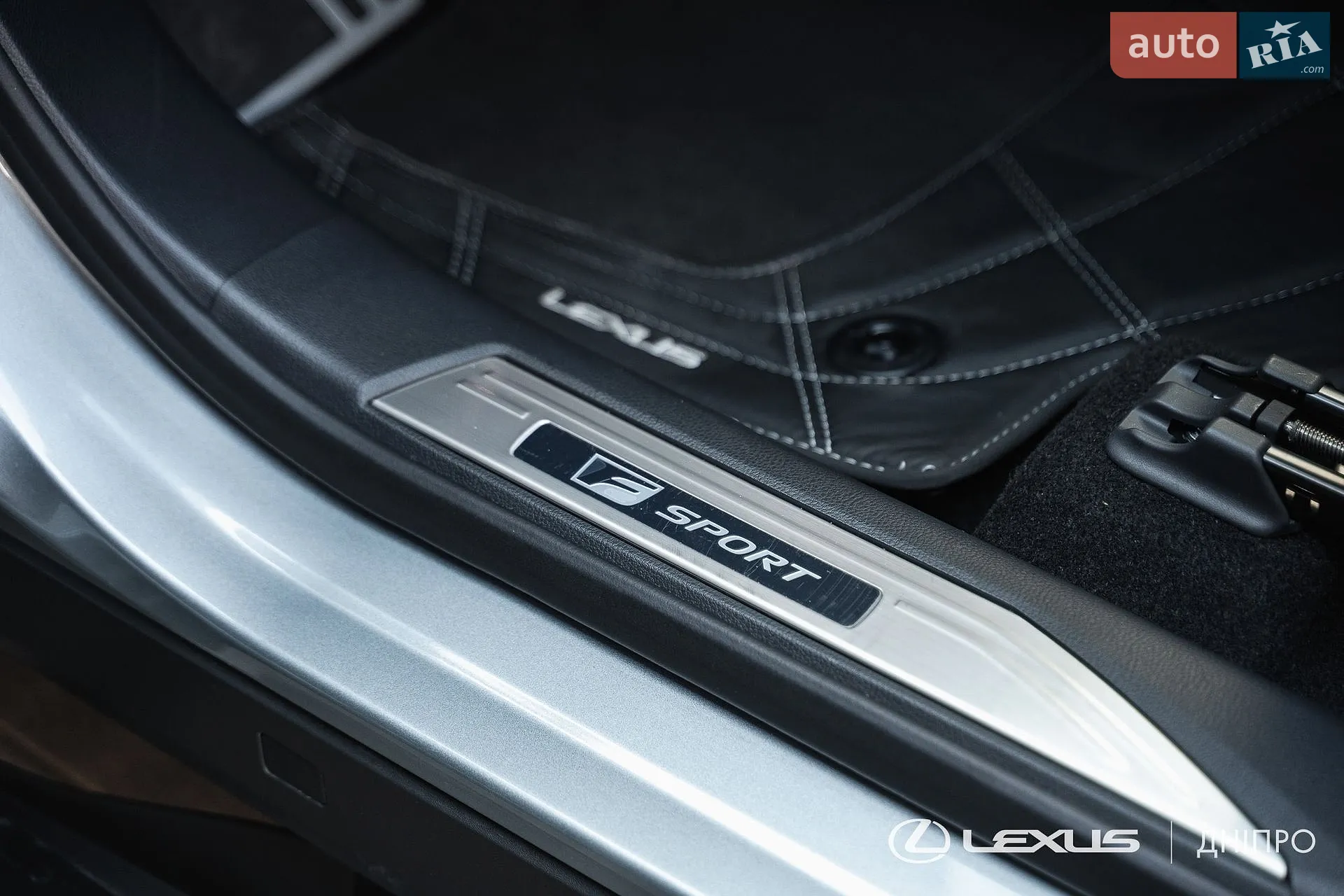 2025 Lexus RX - мініатюра 26