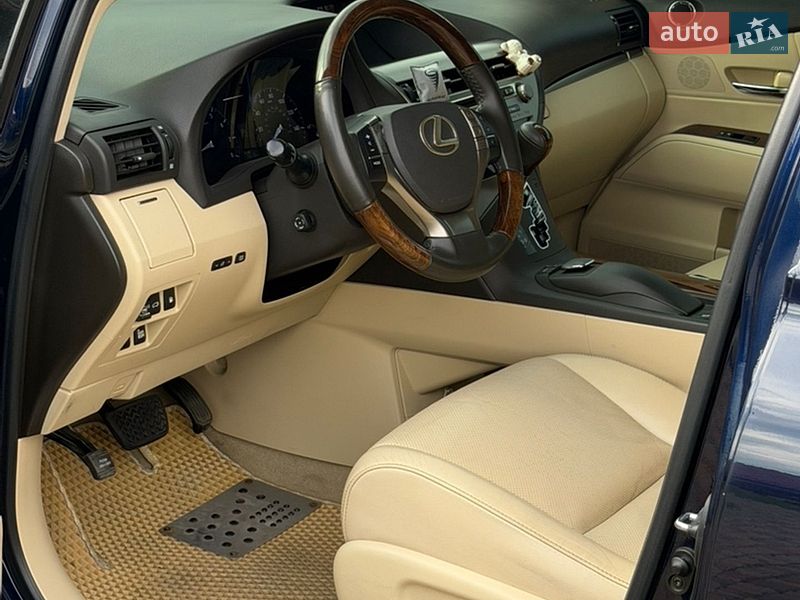 Позашляховик / Кросовер Lexus RX 2013 в Миргороді
