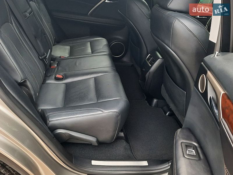 Позашляховик / Кросовер Lexus RX 2018 в Тернополі