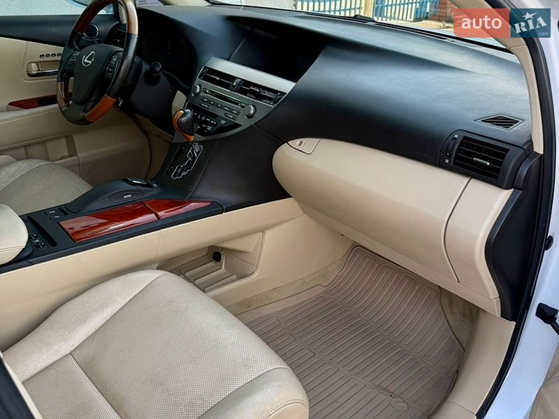 Позашляховик / Кросовер Lexus RX 2011 в Мукачевому