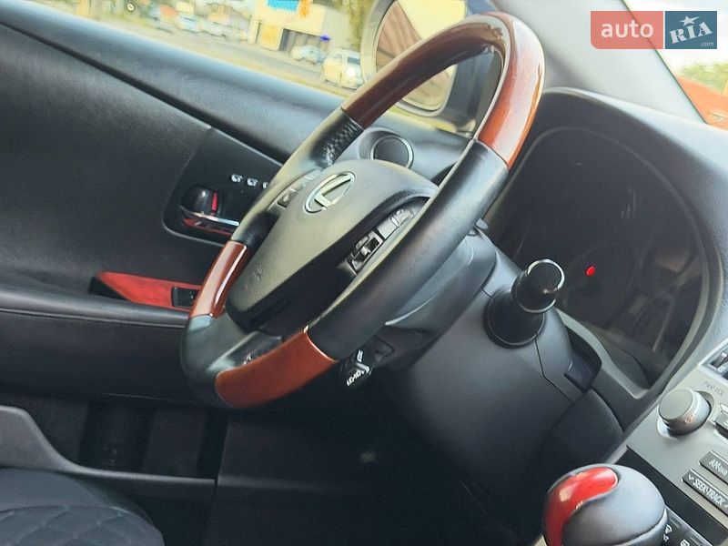 Внедорожник / Кроссовер Lexus RX 2011 в Ахтырке