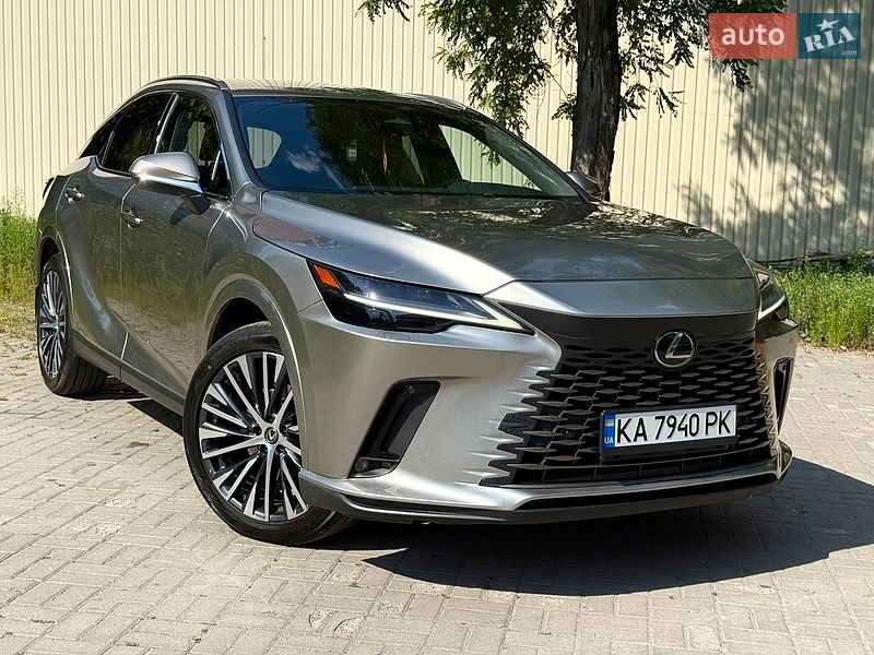 Lexus RX 2023