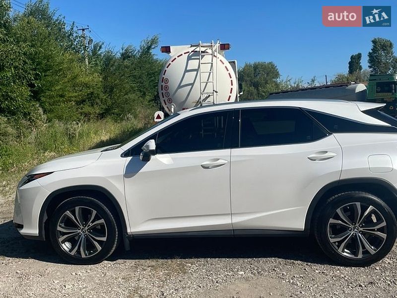 Внедорожник / Кроссовер Lexus RX 2018 в Кривом Роге