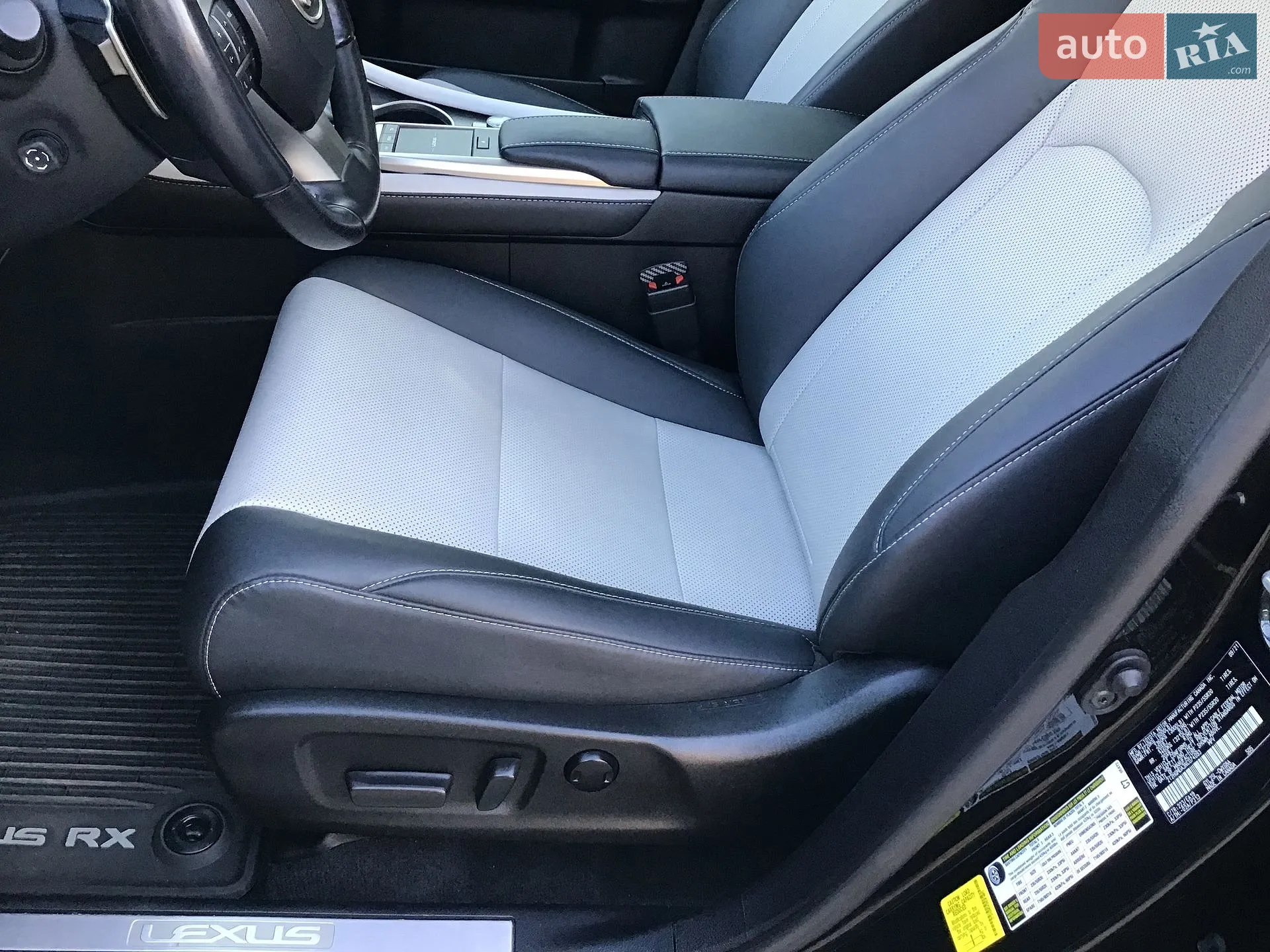 2021 Lexus RX - мініатюра 23