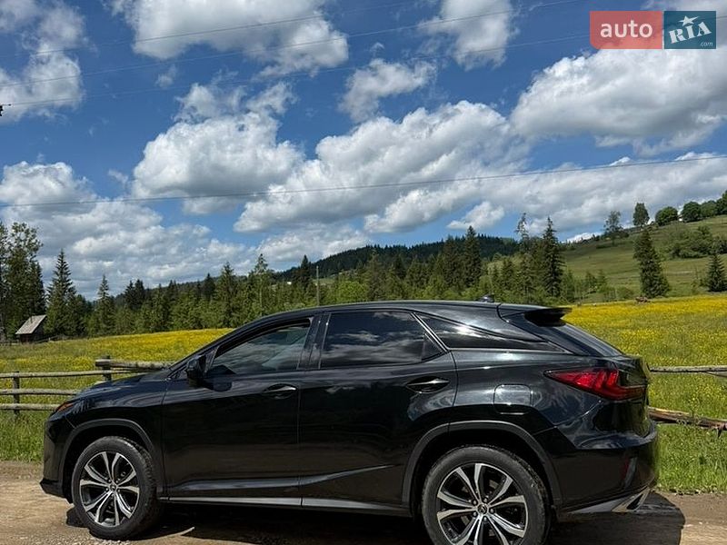 Внедорожник / Кроссовер Lexus RX 2019 в Долине