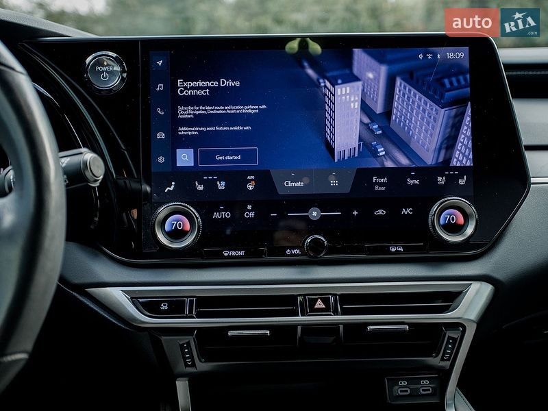 Позашляховик / Кросовер Lexus RX 2024 в Чернівцях