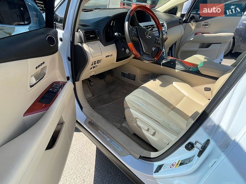 Внедорожник / Кроссовер Lexus RX 2010 в Харькове