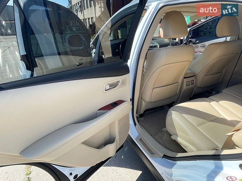 Внедорожник / Кроссовер Lexus RX 2010 в Харькове
