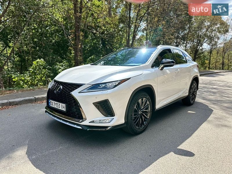 Lexus RX 2021