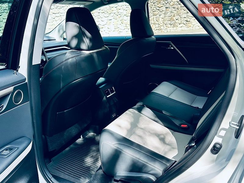 Позашляховик / Кросовер Lexus RX 2021 в Києві
