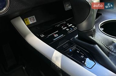 Позашляховик / Кросовер Lexus RX 2021 в Києві