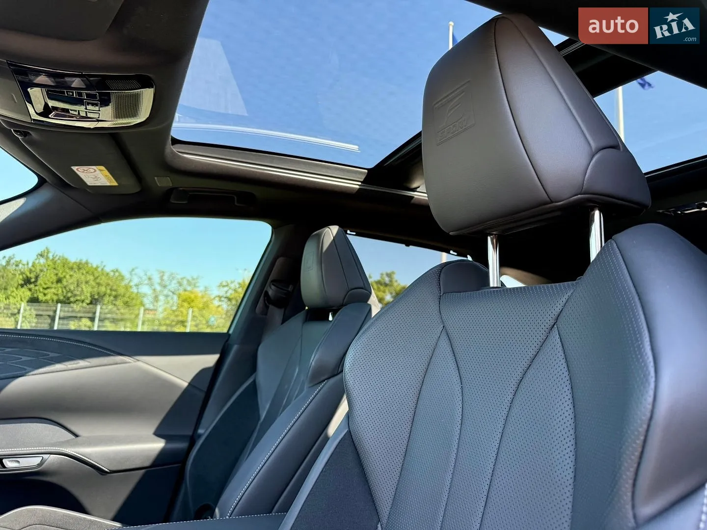 2025 Lexus RX - мініатюра 32