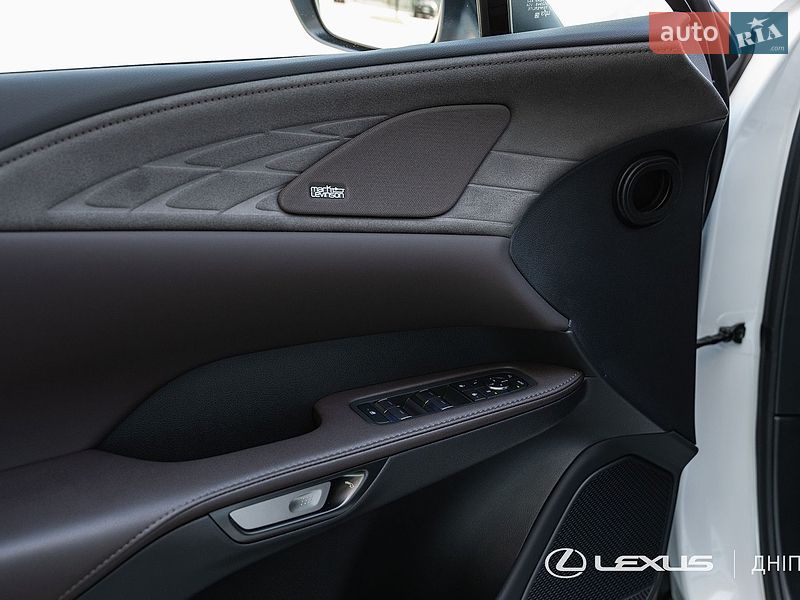Внедорожник / Кроссовер Lexus RX 2025 в Днепре