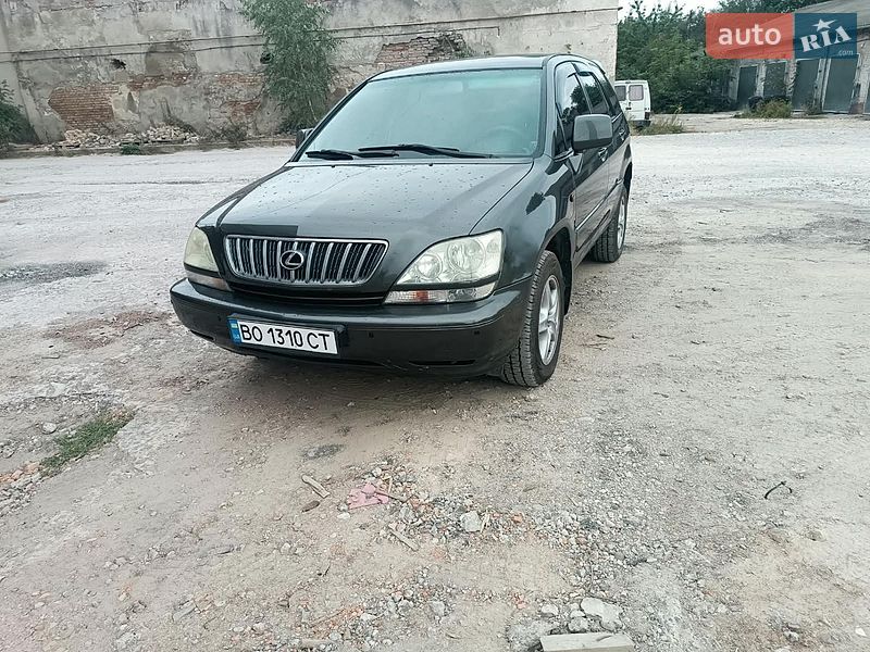 Внедорожник / Кроссовер Lexus RX 2002 в Тернополе