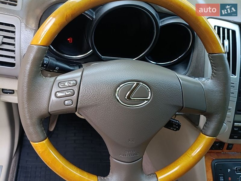 Внедорожник / Кроссовер Lexus RX 2005 в Одессе