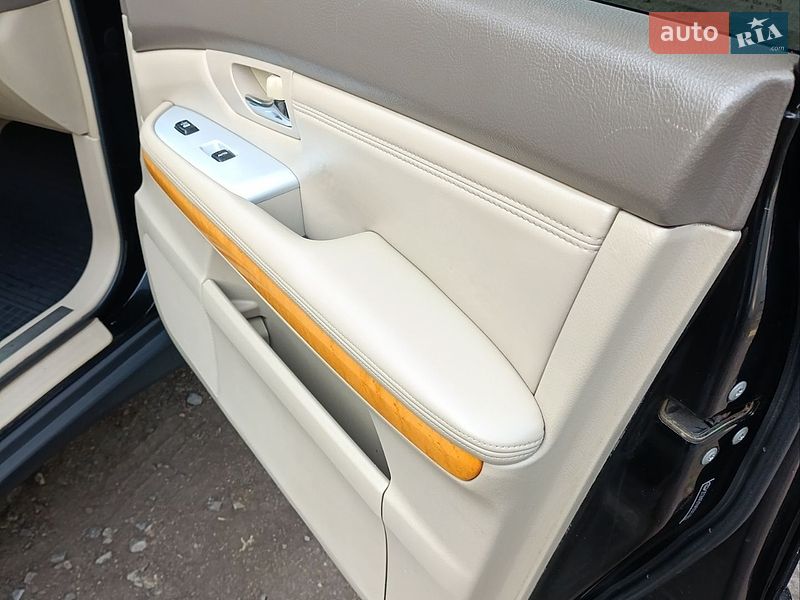 Внедорожник / Кроссовер Lexus RX 2005 в Одессе