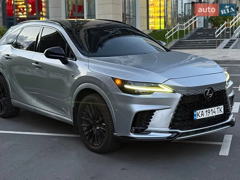 Lexus RX 2023