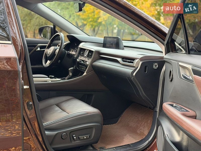 Внедорожник / Кроссовер Lexus RX 2016 в Киеве фото 34 Внедорожник / Кроссовер Lexus RX 2016 в Киеве