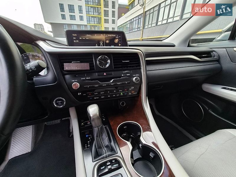 Внедорожник / Кроссовер Lexus RX 2018 в Тернополе фото 39 Внедорожник / Кроссовер Lexus RX 2018 в Тернополе
