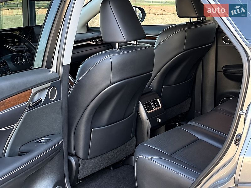 Позашляховик / Кросовер Lexus RX 2017 в Львові