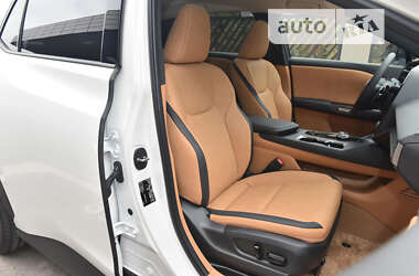 Внедорожник / Кроссовер Lexus RZ 2024 в 