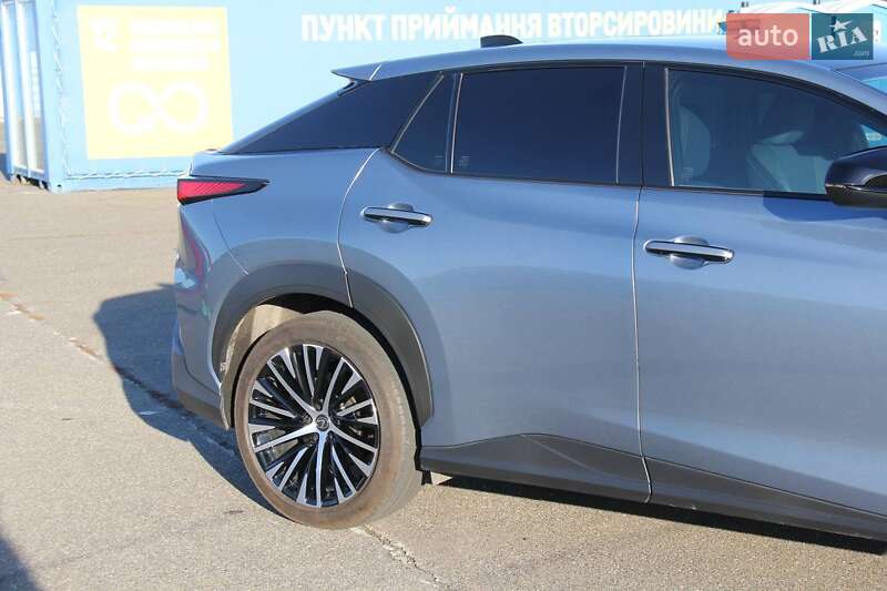 Позашляховик / Кросовер Lexus RZ 2023 в Києві фото 16 Позашляховик / Кросовер Lexus RZ 2023 в Києві