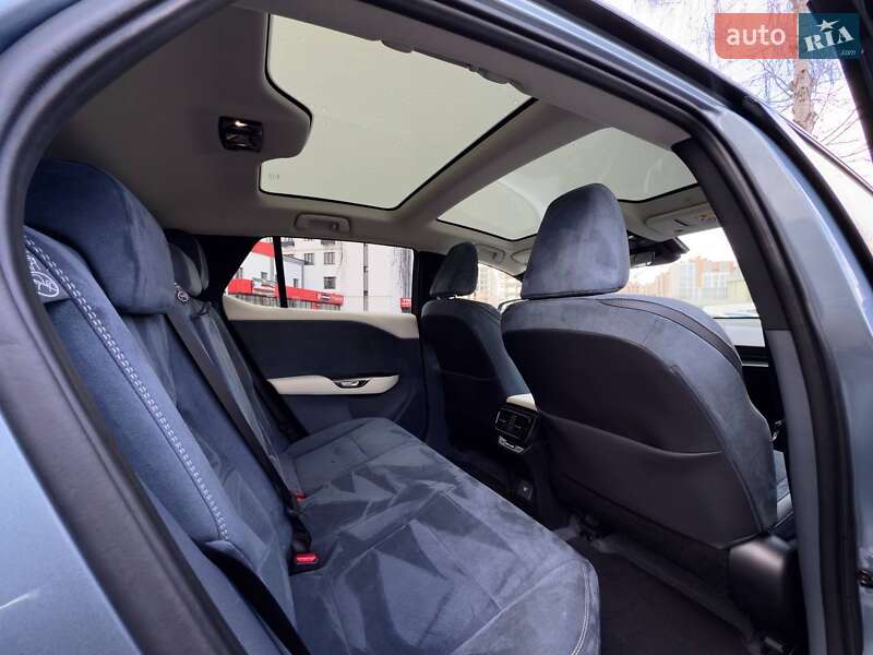 Внедорожник / Кроссовер Lexus RZ 2023 в Черновцах