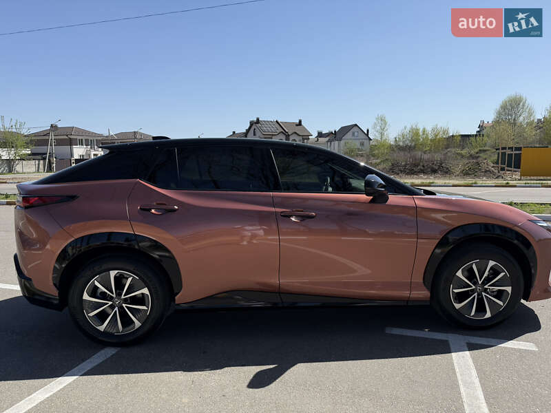 Позашляховик / Кросовер Lexus RZ 2024 в Києві
