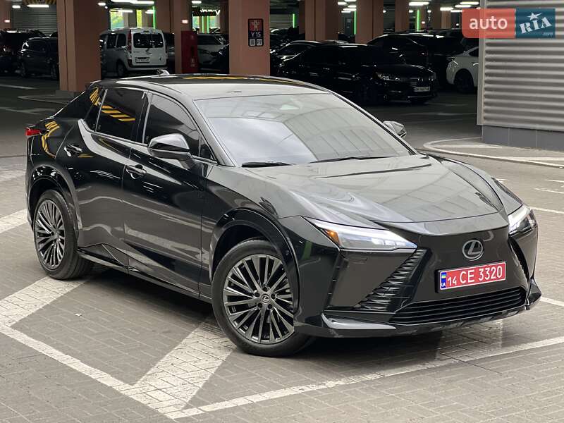 Lexus RZ 2023