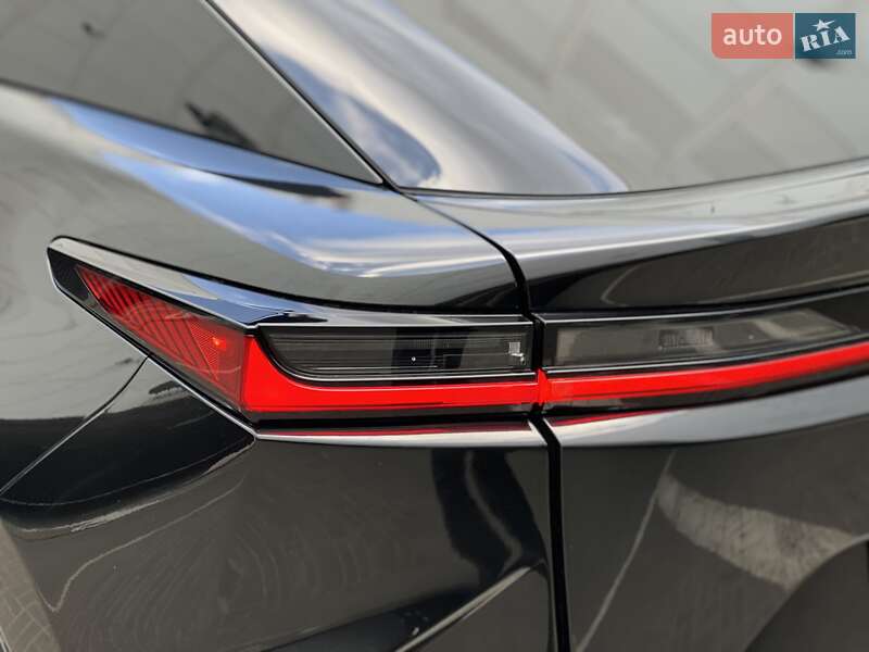 Внедорожник / Кроссовер Lexus RZ 2023 в Киеве