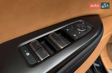 Позашляховик / Кросовер Lexus RZ 2023 в 