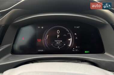Позашляховик / Кросовер Lexus RZ 2023 в 
