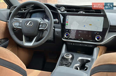 Позашляховик / Кросовер Lexus RZ 2023 в 