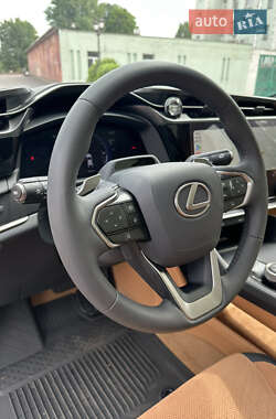 Позашляховик / Кросовер Lexus RZ 2023 в 